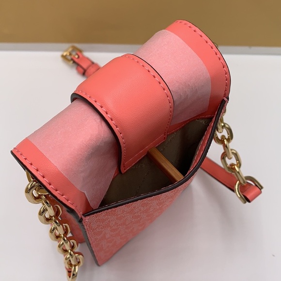 MICHAEL KORS CARMEN SMALL NORTH SOUTH PHONE XBODY GRAPEFRUIT SIGNATURE COLOR - Picture 12 of 16